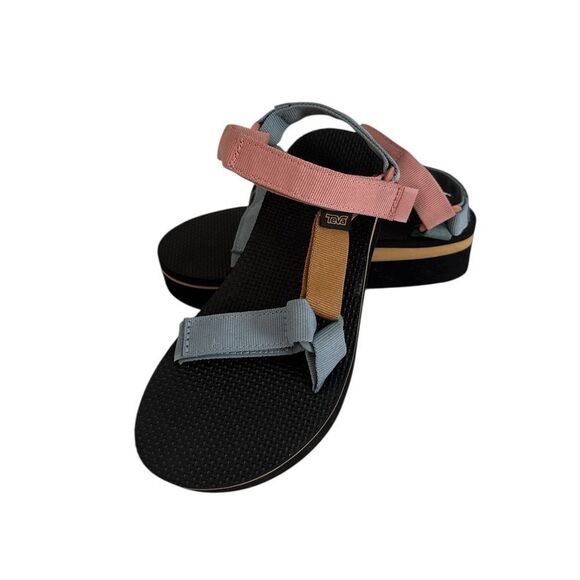 Teva Pink and Blue Sandals Minimalist Toe-Loop Design EUC - Picture 1 of 6